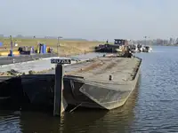 Barge (With Certificate)