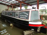 Service: DRY DOCKS AVAILABLE ON COVENTRY CANAL